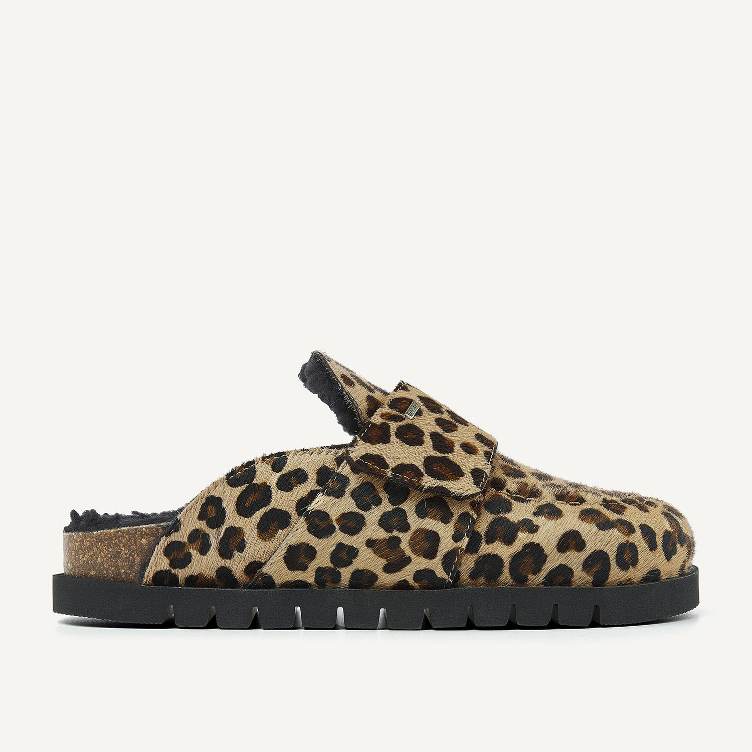 Teddy Fur | Leopard Slippers for Women